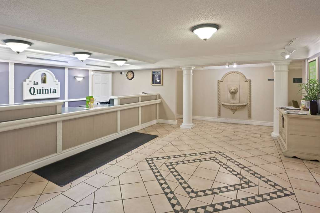 La Quinta Inn by Wyndham Omaha West - photo 5