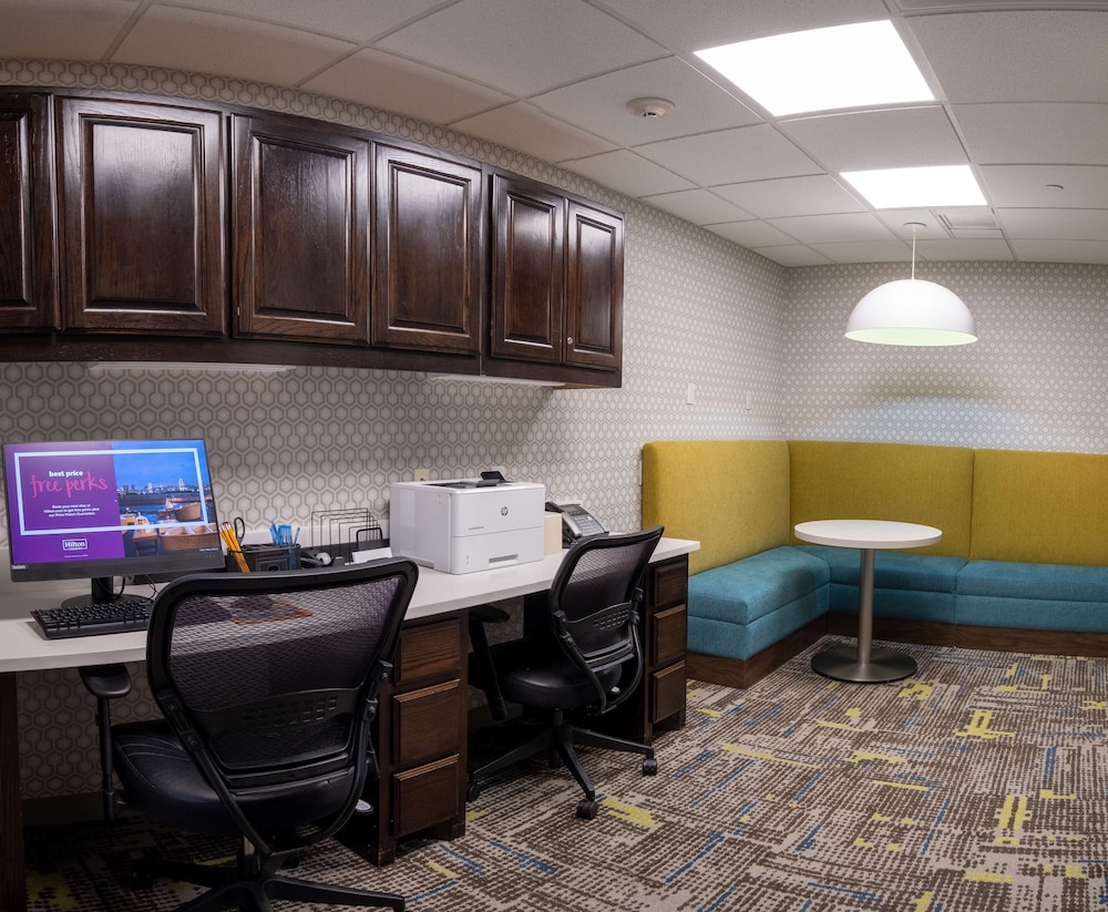 Hampton Inn & Suites Dallas Lewisville Vista Ridge Mall TX - photo 41