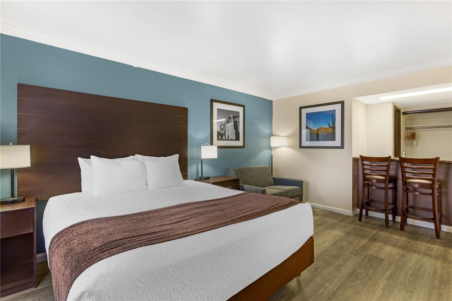 Best Western InnSuites Tucson Foothills Hotel & Suites - photo 20