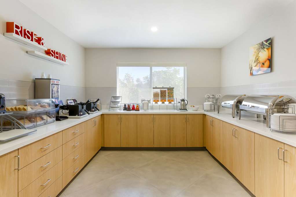 Comfort Suites At Tucson Mall - photo 39