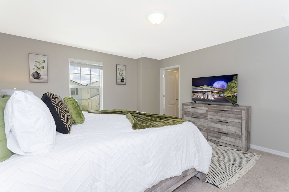 Stunning 6 Bd w Pool Close to Disney @ Solterra Resort 7211 - photo 30
