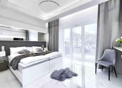 Apartament Targi Poznań Parking gratis — 4-Star Luxury Hotel in Poznan, Poland
