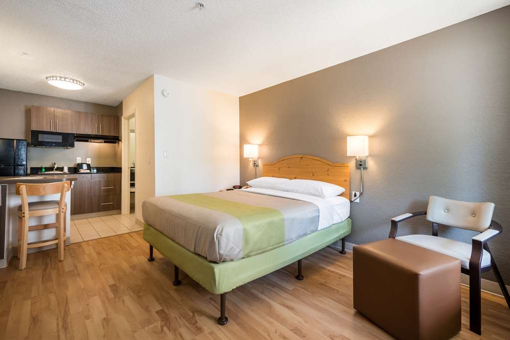 Studio 6 Extended Stay Duluth GA Atlanta Gwinnett Place - photo 11