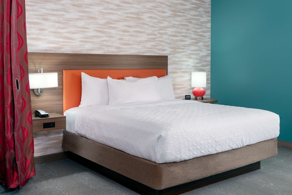Home2 Suites by Hilton Wildwood The Villages - photo 9