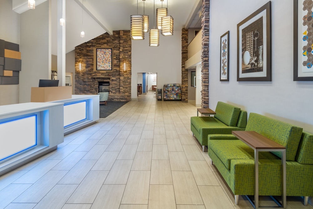 Holiday Inn Express & Suites Wheat Ridge Denver West - photo 53