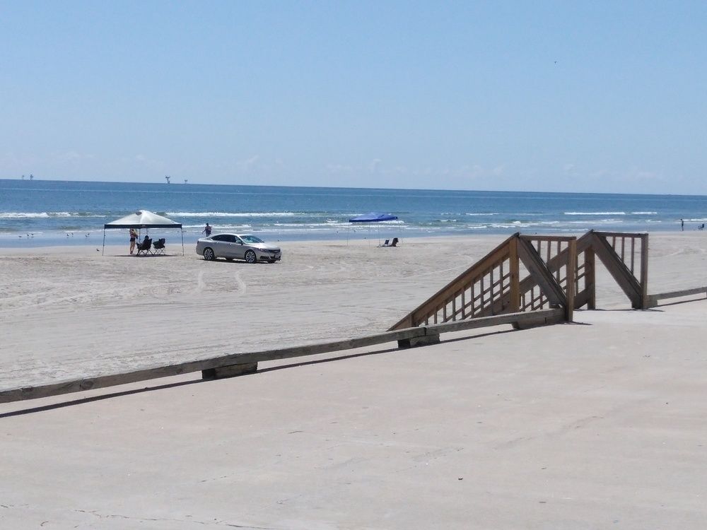 Holiday Inn Corpus Christi North Padre Island - photo 22
