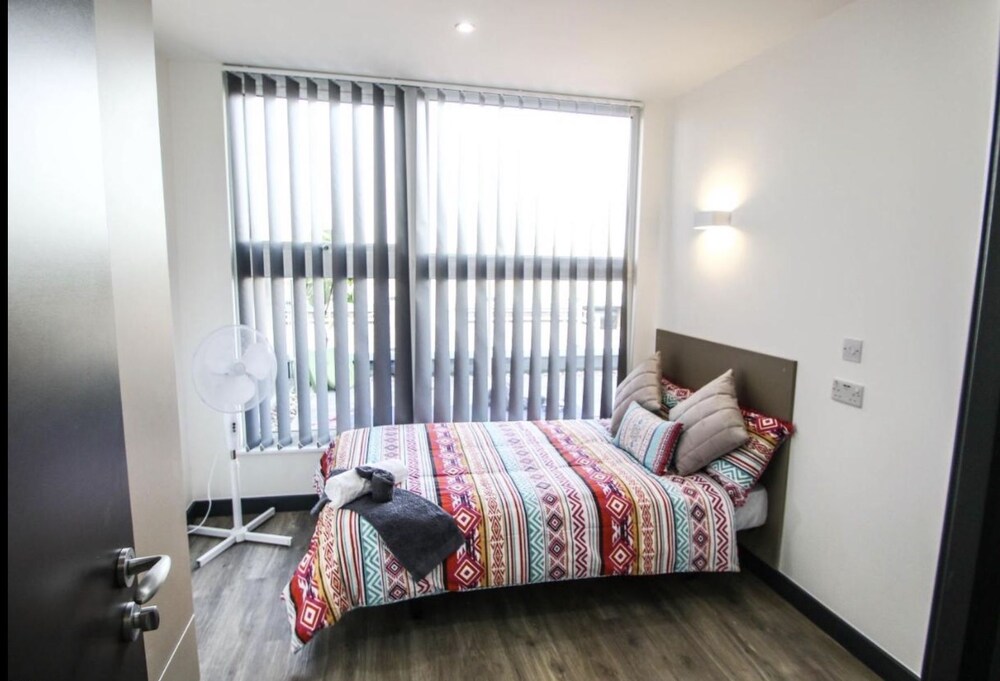 Luton Opto 4 — 4-Star Luxury Hotel in Luton, United Kingdom