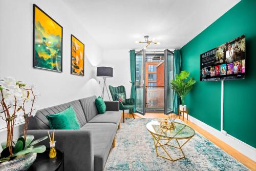 Sleeps 7 4 Beds Apt Arcadian Centre B'ham — 4-Star Luxury Hotel in Birmingham, United Kingdom