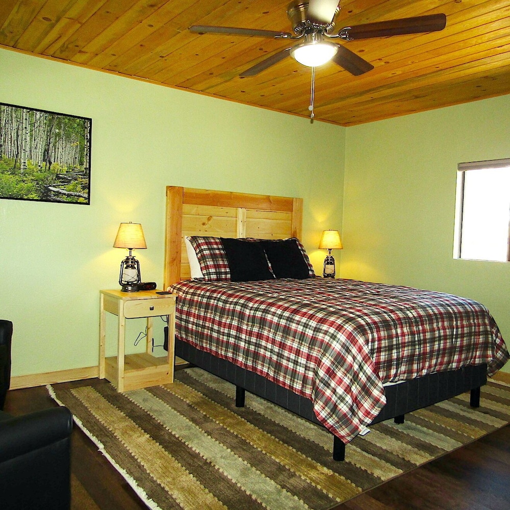 Rusty Buck Inn - photo 48
