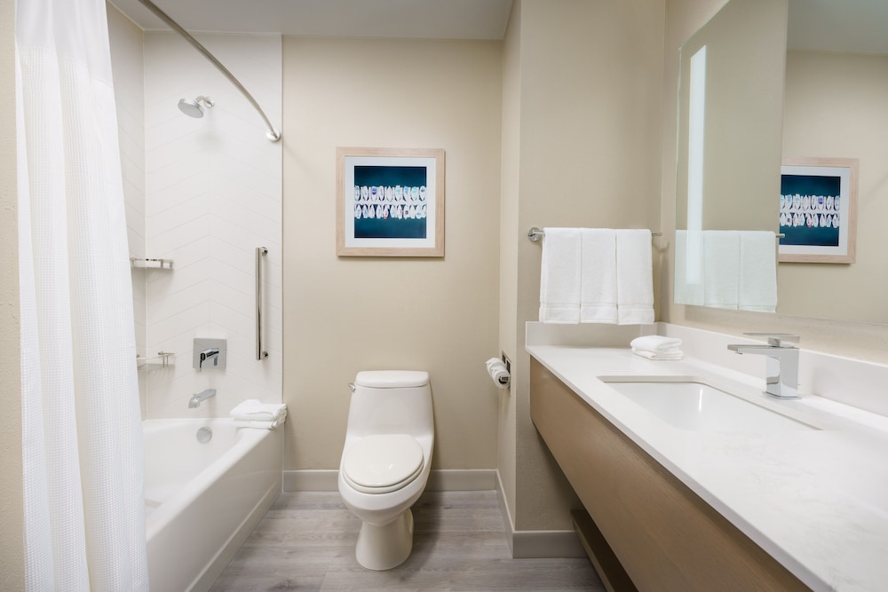 Fairfield Inn & Suites by Marriott Marathon Florida Keys - photo 32