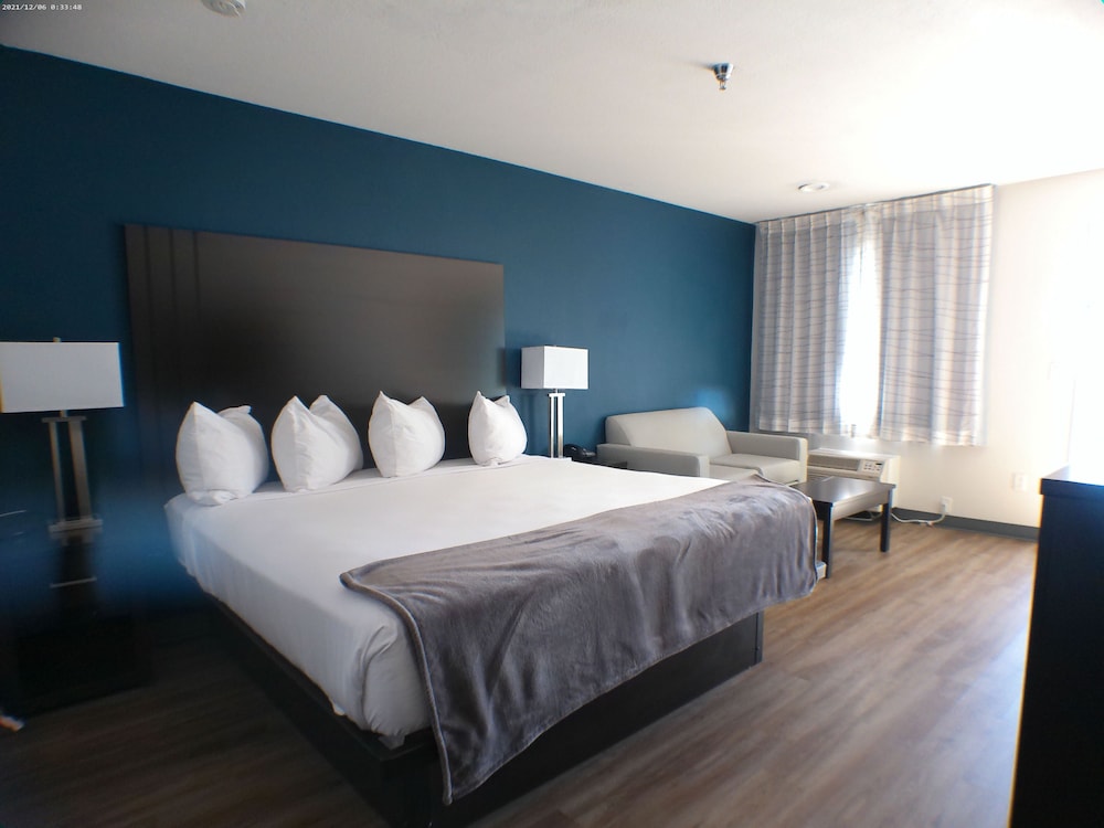 GreenTree Inn of Holbrook AZ - photo 13