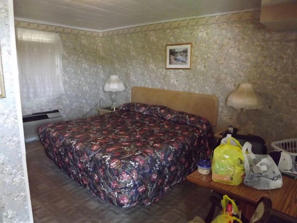 Holiday Motel Wisconsin - photo 5