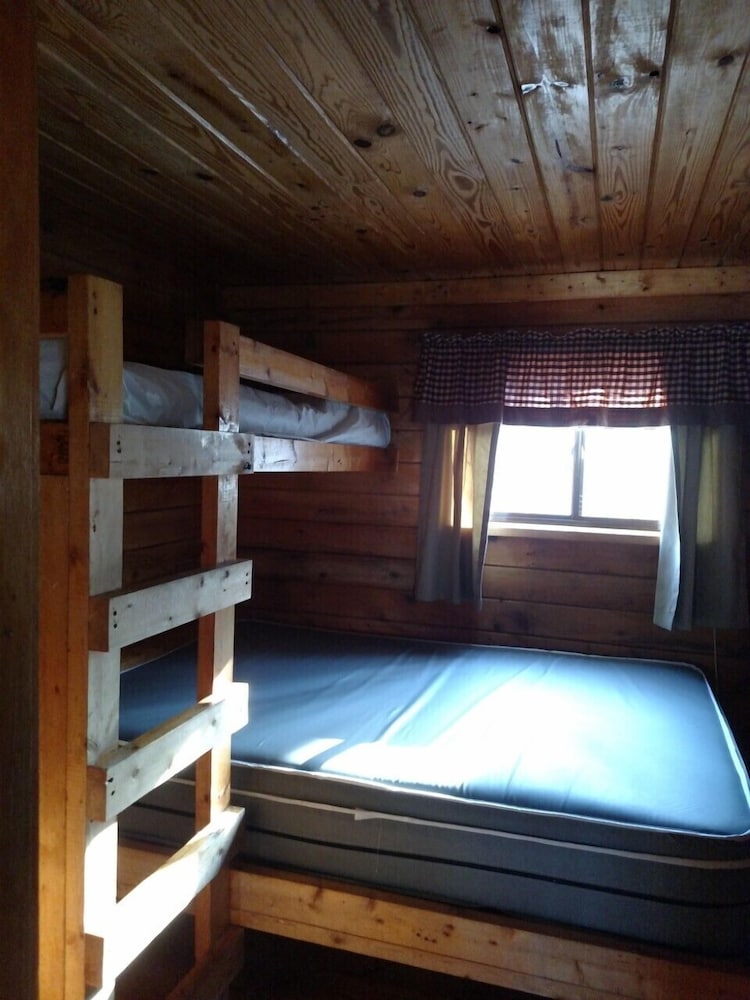 Sun Valley Camping and RV Resort - photo 4
