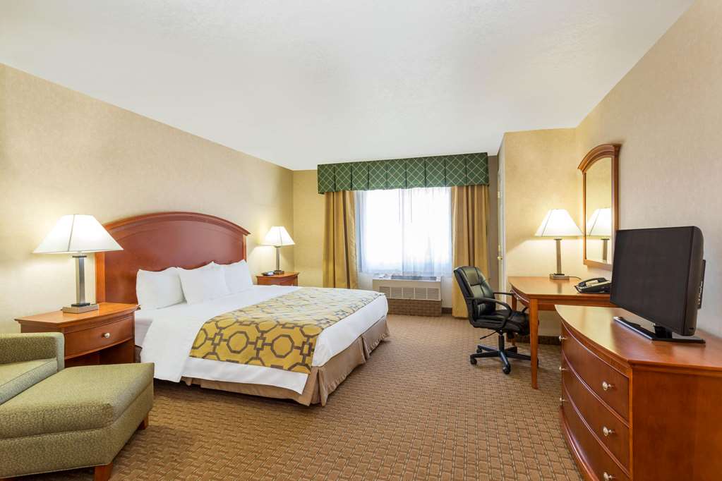 Baymont by Wyndham Fort Morgan - photo 8
