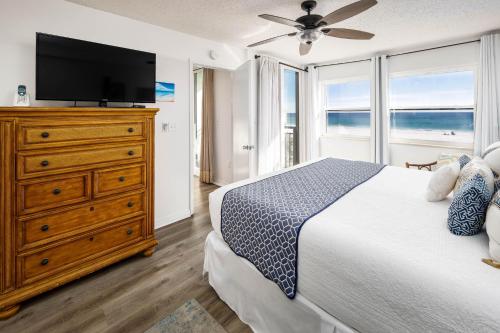Nautilus 1202 Gulf Front 1 BR 2nd FLR — 4-Star Luxury Hotel in Fort Walton Beach, United States