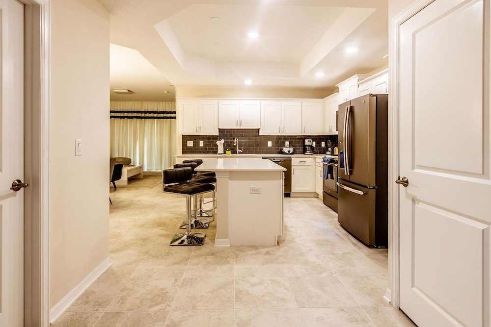Storey Lake 3 Bedroom Apartment — 4-Star Luxury Hotel in Kissimmee, United States