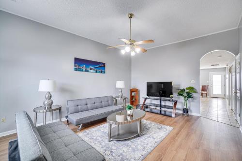 Pet Friendly Knoxville Retreat With Deck And Gas Grill — Knoxville