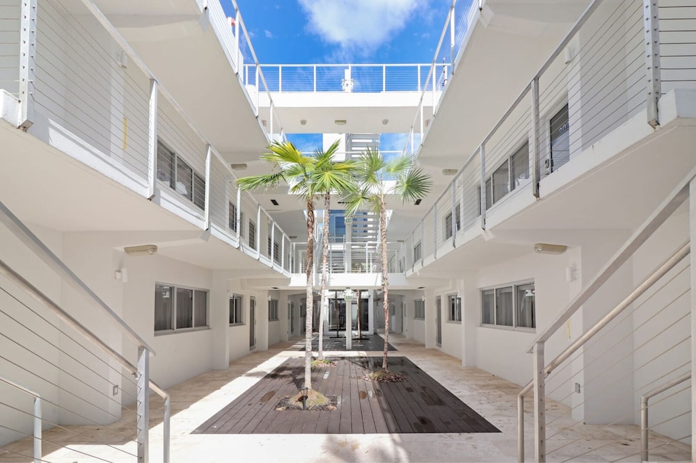 Roami at 250 Collins - photo 125