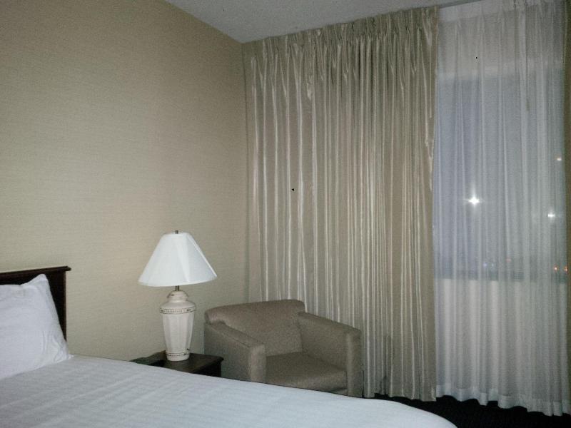 Maron Hotel & Suites - photo 15