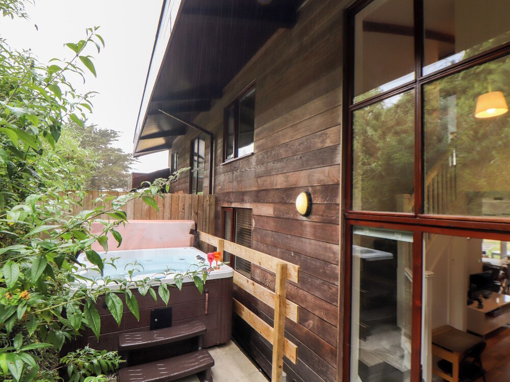 Garras in Truro, United Kingdom