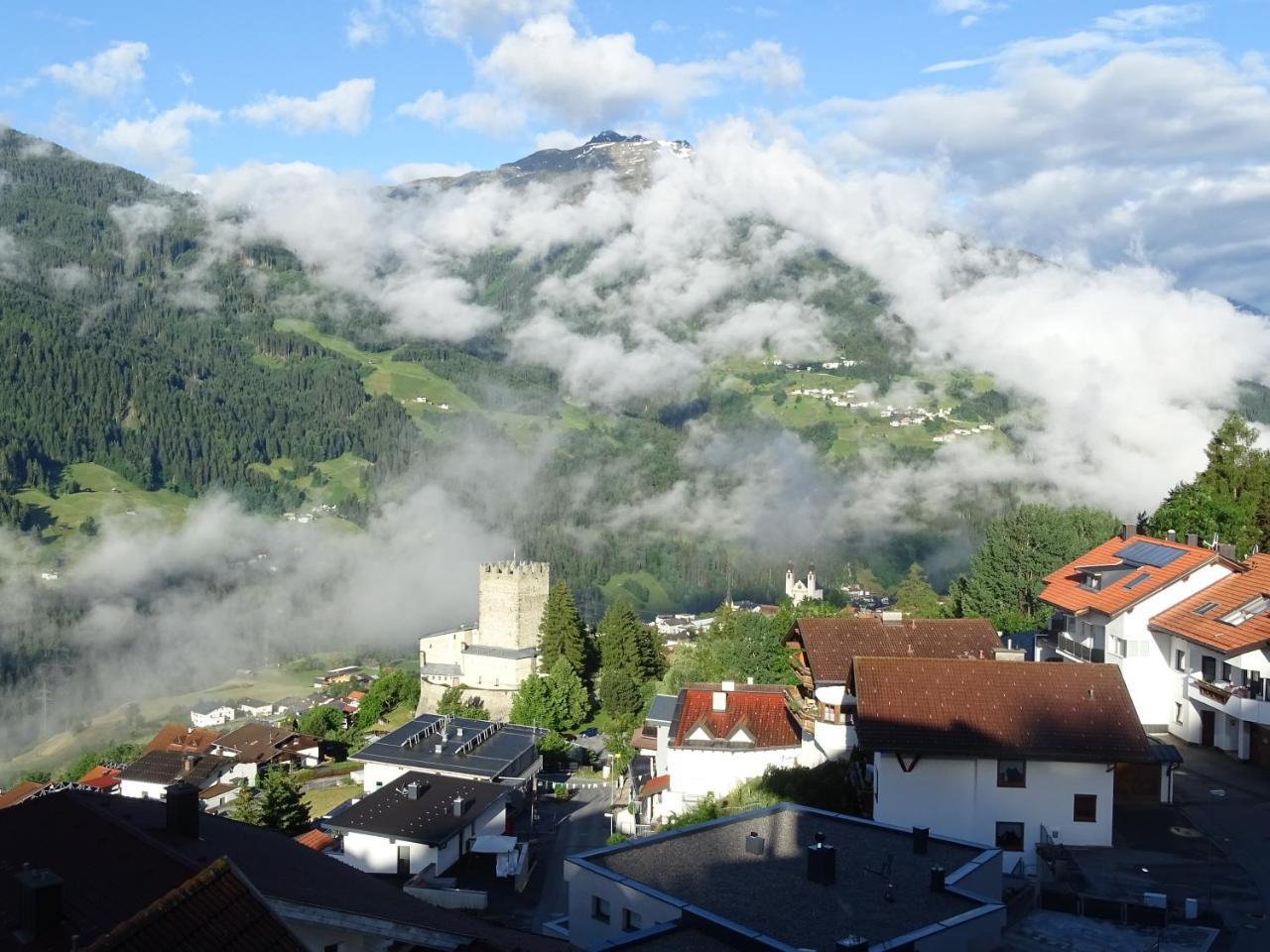 Apartment Mountain View — 4-Star Luxury Hotel in Fliess, Austria