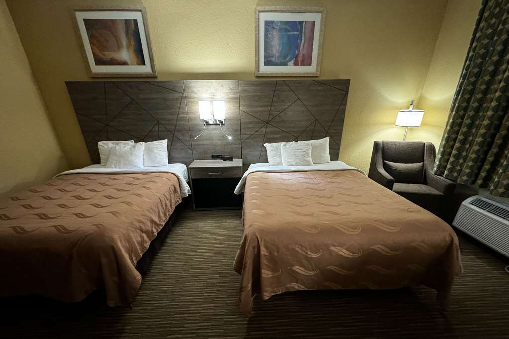 Quality Inn Forsyth Decatur - photo 8