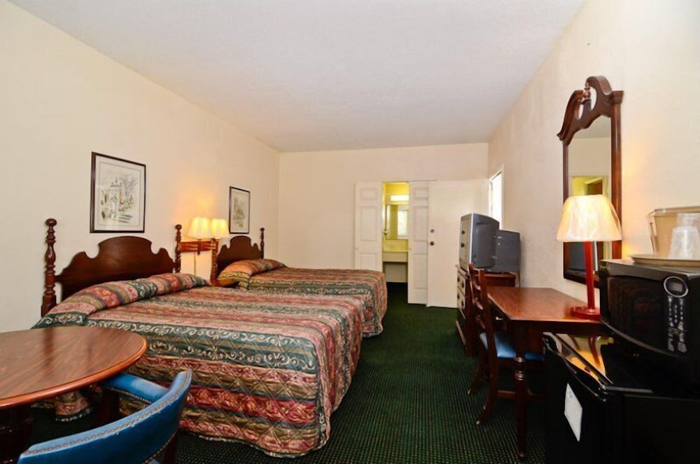Motel 6 Sandersville GA - photo 9