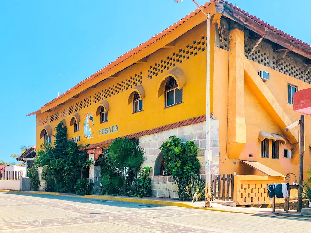 Hotel Paraiso del Pescador By Rotamundos in Santa Maria Tonameca, Mexico