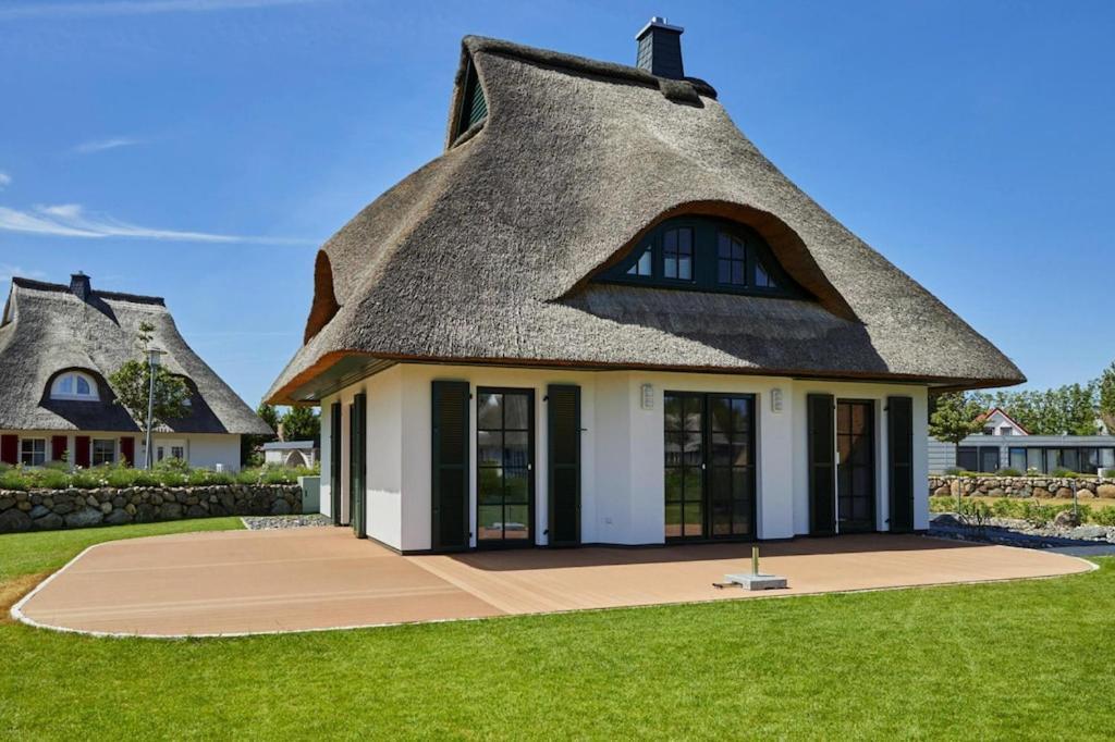 Ferienhaus Fuhlendorf — 4-Star Luxury Hotel in None, Germany