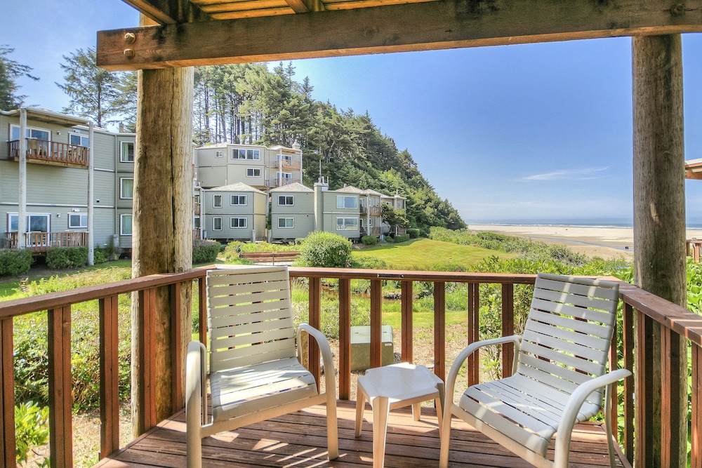 Little Creek Cove Beachfront Resort - photo 8