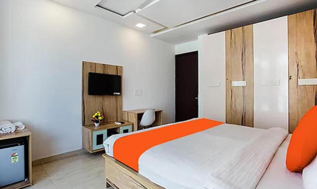 Goroomgo Hotel Maya Mussoorie in Mussoorie, India