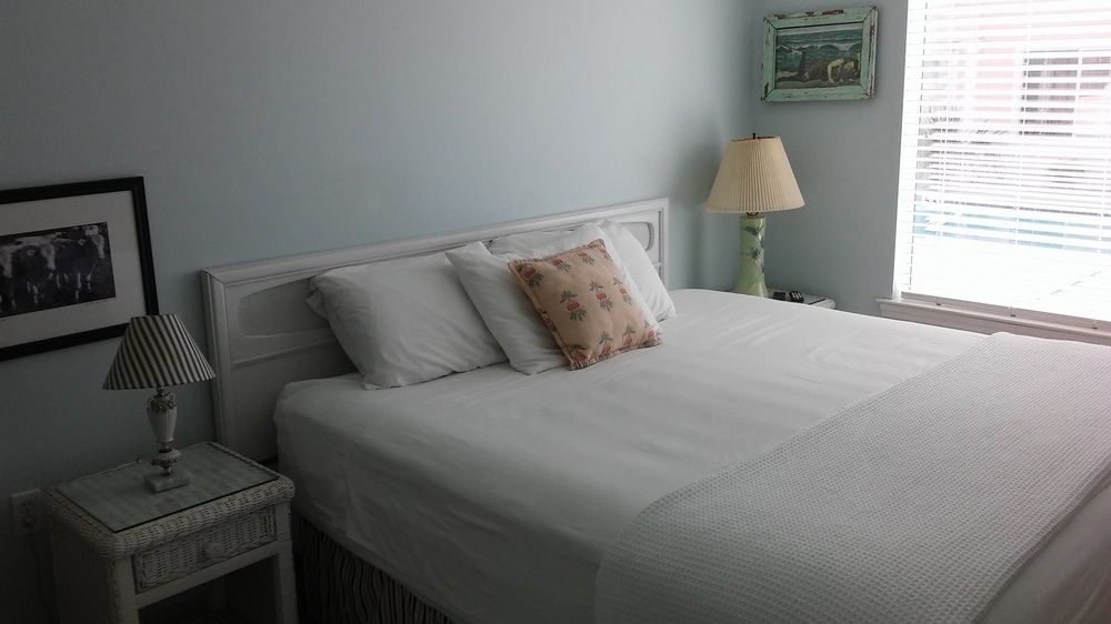 Pineapple Villas on Laguna Beach - photo 10