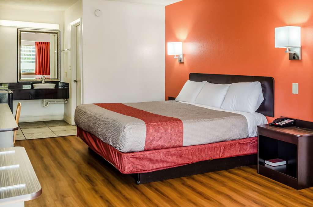 Motel 6 Saraland AL - photo 19