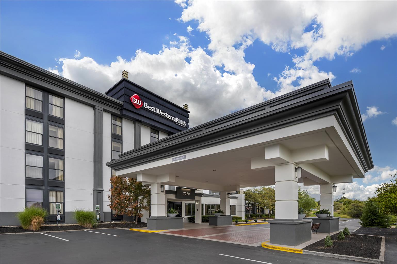 Best Western Plus Indianapolis NW Hotel - photo 21