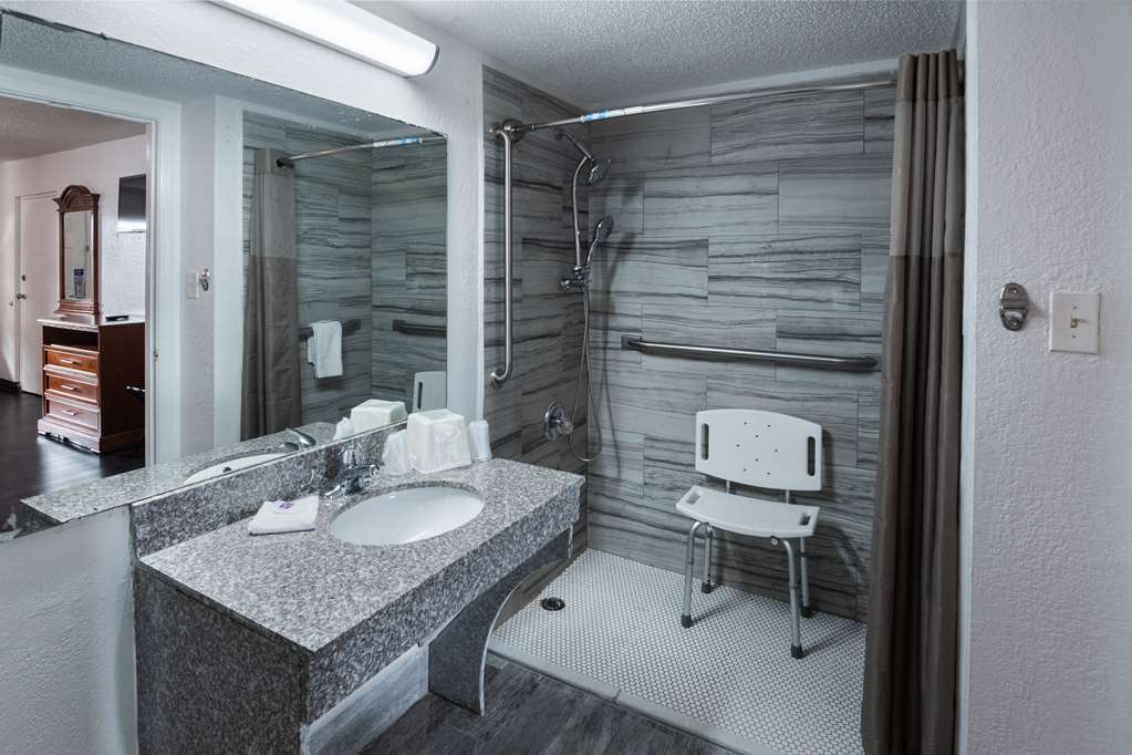 Motel 6 Montgomery AL Coliseum - photo 17