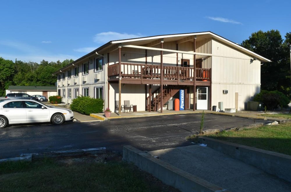 Countryside Inn — hotel in Hillsboro