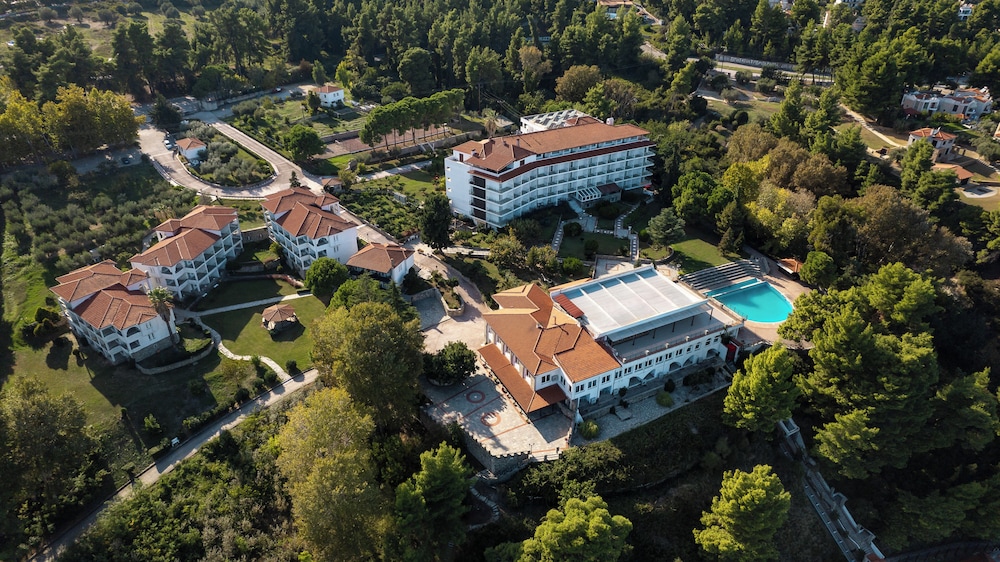 Canvas by Mitsis Alexander the Great in Kassandreia, Greece