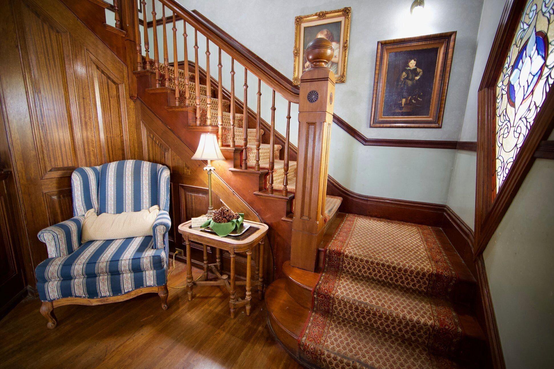 Irwin Street Inn - photo 5