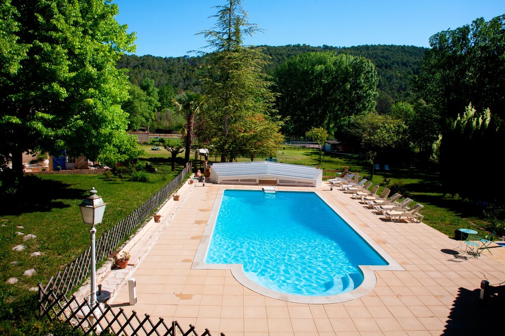 Domaine de la Provenc'ane — hotel in Salernes