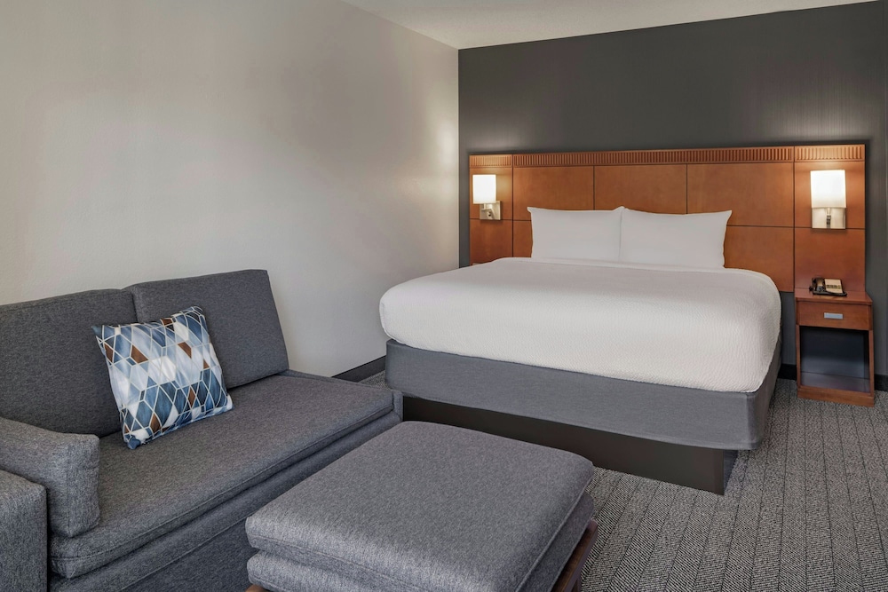 Courtyard by Marriott Anaheim Buena Park - photo 9
