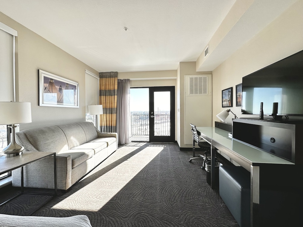 Fairfield Inn & Suites by Marriott Denver Downtown - photo 22