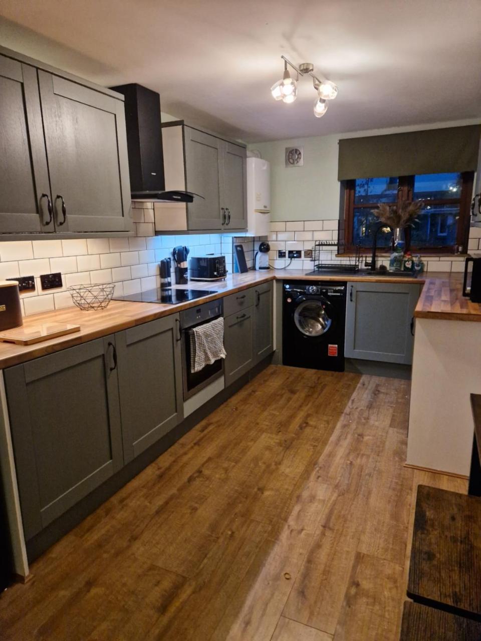 Purdie Close Holiday Let — Cheddar