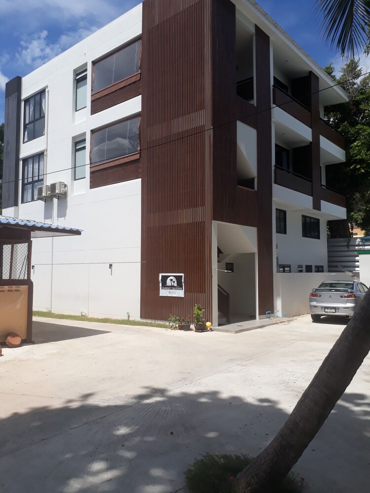 Sunset Resort Samui - carbon neutral hotel in Koh Samui