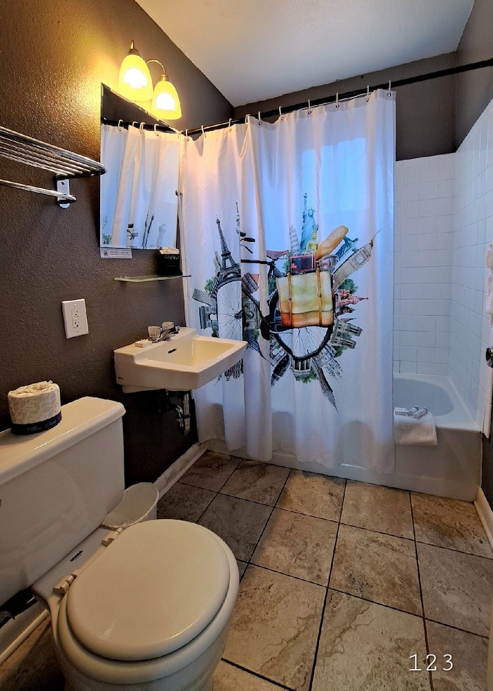 Buffalo Lodge Bicycle Resort - photo 146