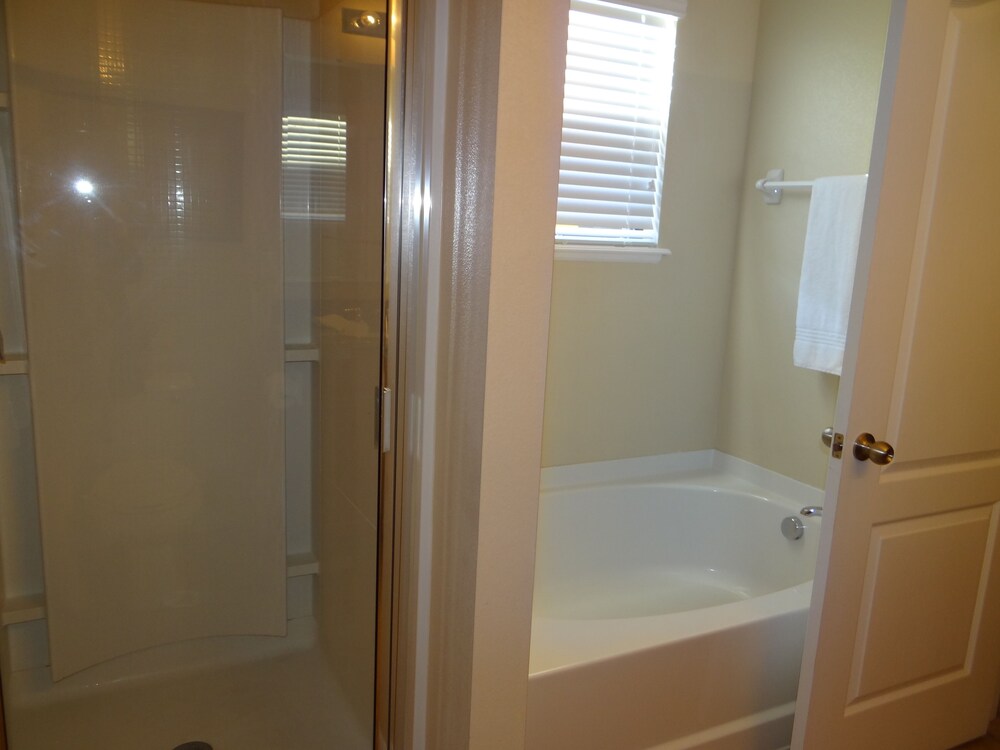 Lightmaker Property Management Davenport - photo 55