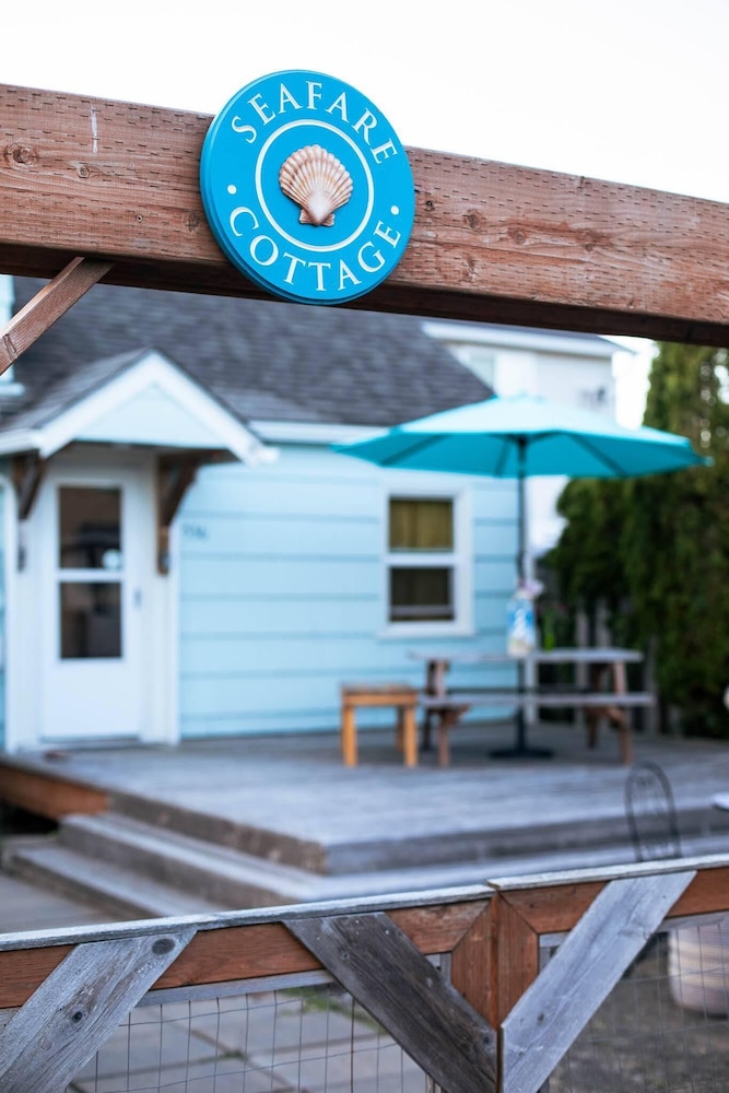 Seafare in Seaside, United States