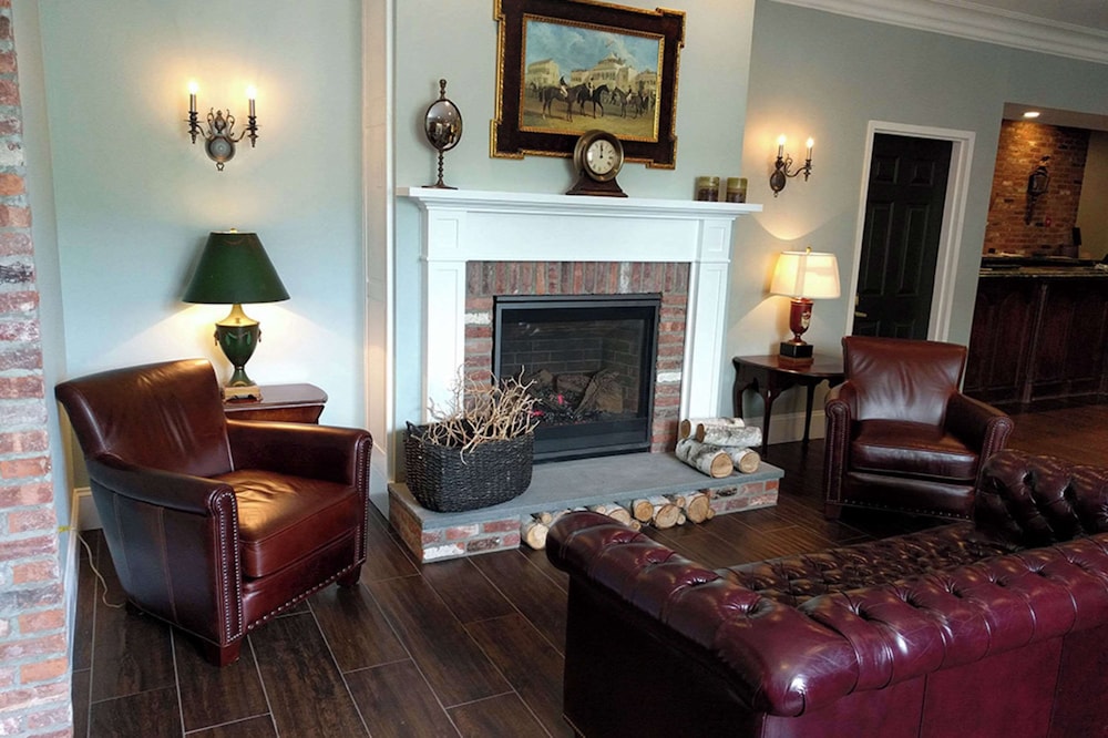 The Century House Ascend Hotel Collection - photo 4