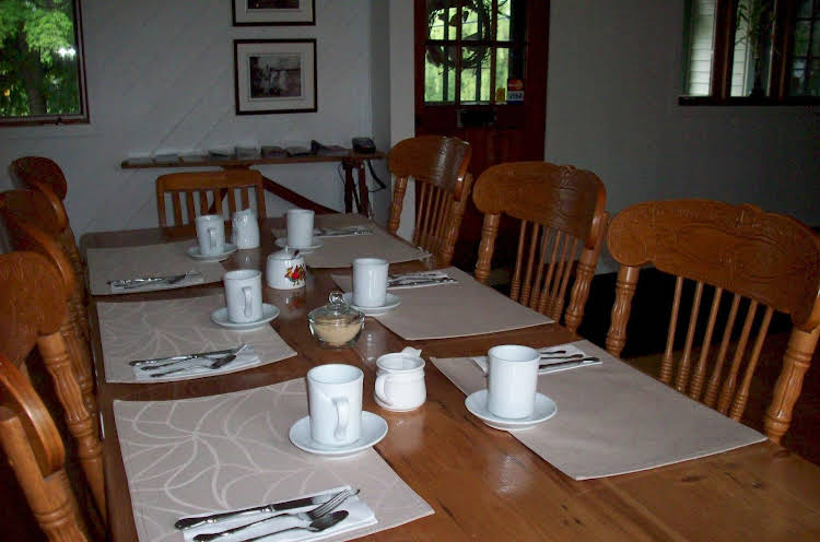 Au Chant Du Coq in Sherbrooke, Canada