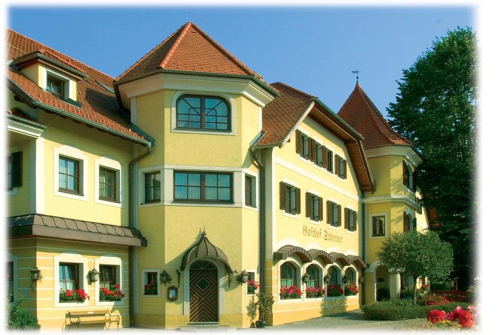 Schreiner's Das Waldviertel Haus — 4-Star Luxury Hotel in Emmersdorf An Der Donau, Austria