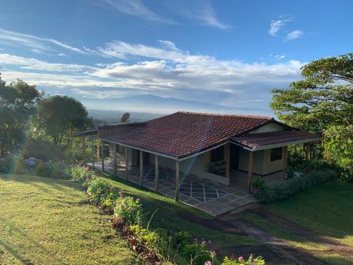 La Cabaña Poas in Cartago, Costa Rica
